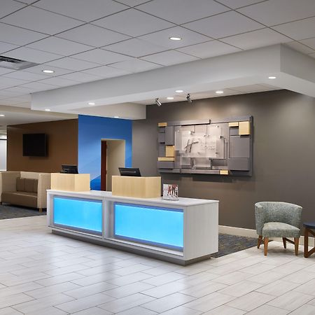 Holiday Inn Express - Richmond Downtown By Ihg Bagian luar foto