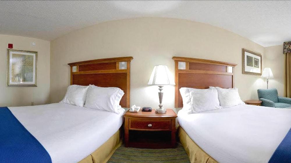 Holiday Inn Express - Richmond Downtown By Ihg Bagian luar foto