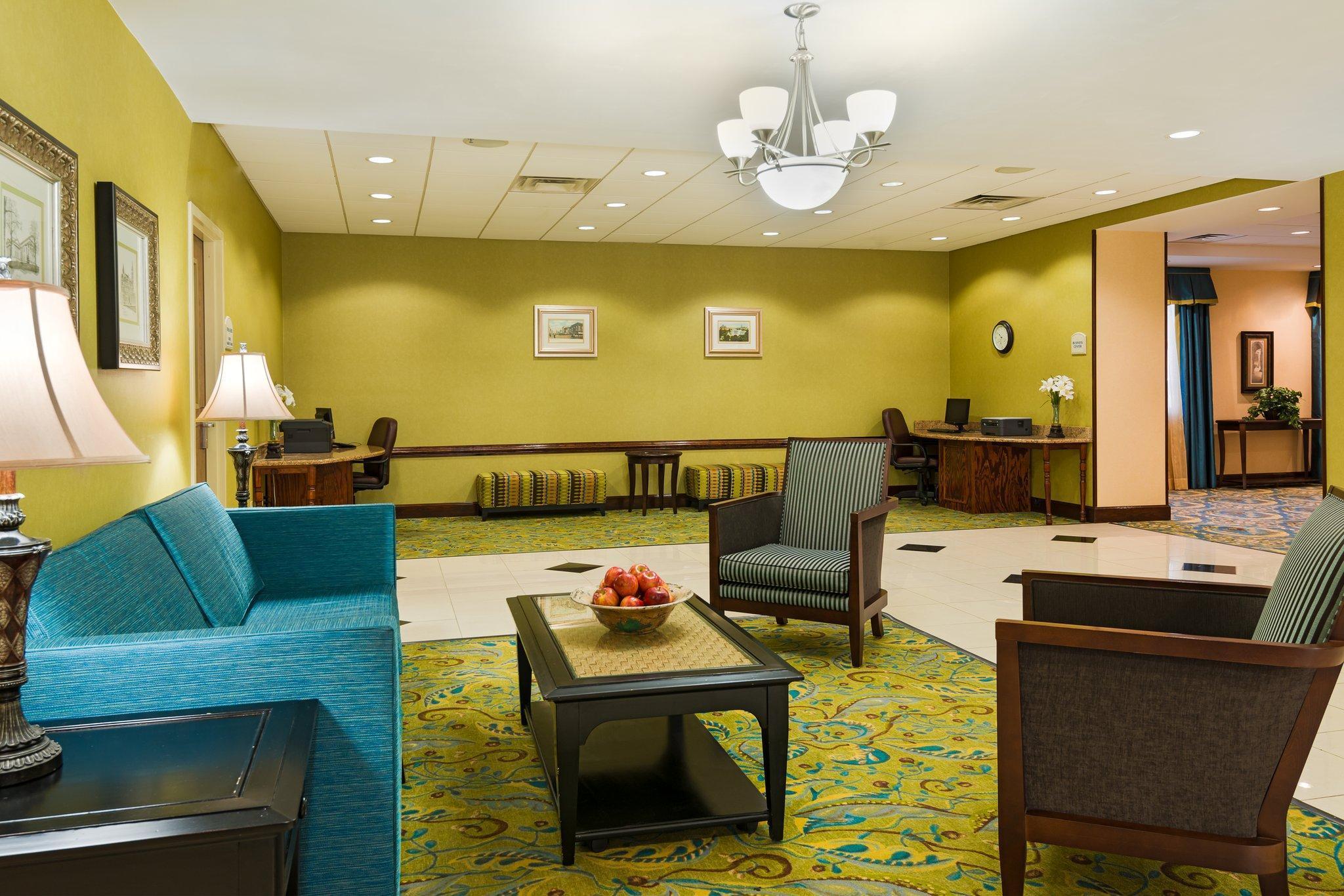 Holiday Inn Express - Richmond Downtown By Ihg Bagian luar foto