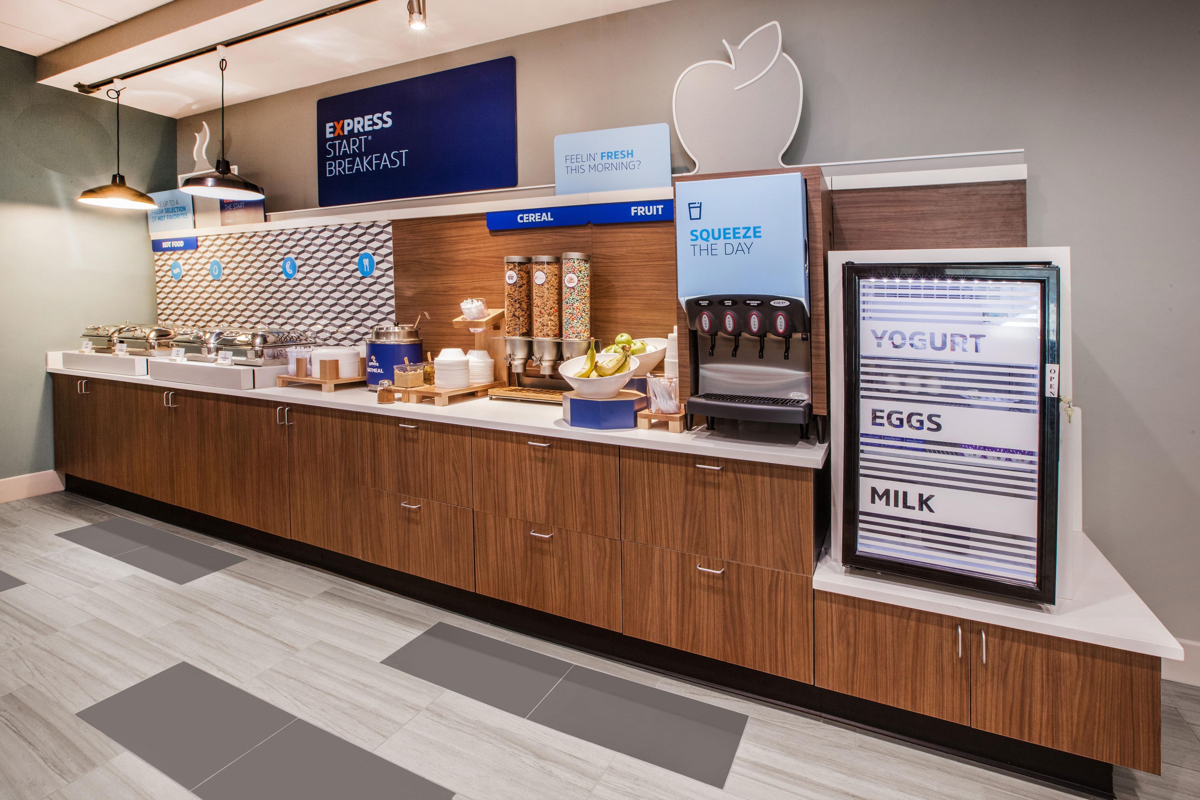 Holiday Inn Express - Richmond Downtown By Ihg Bagian luar foto